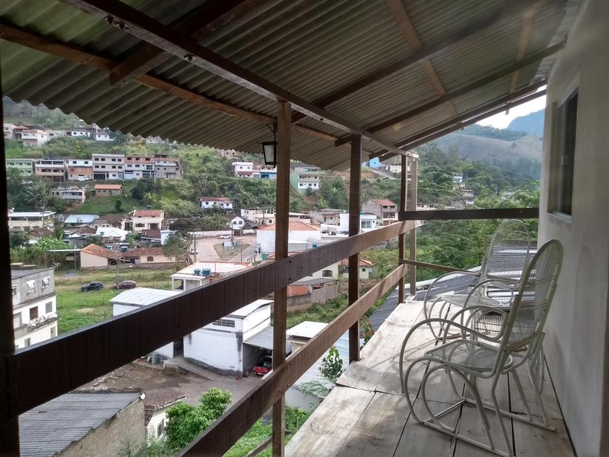 Pousada Hospedaria Santa Clara Santa Rita de Jacutinga Eksteriør billede