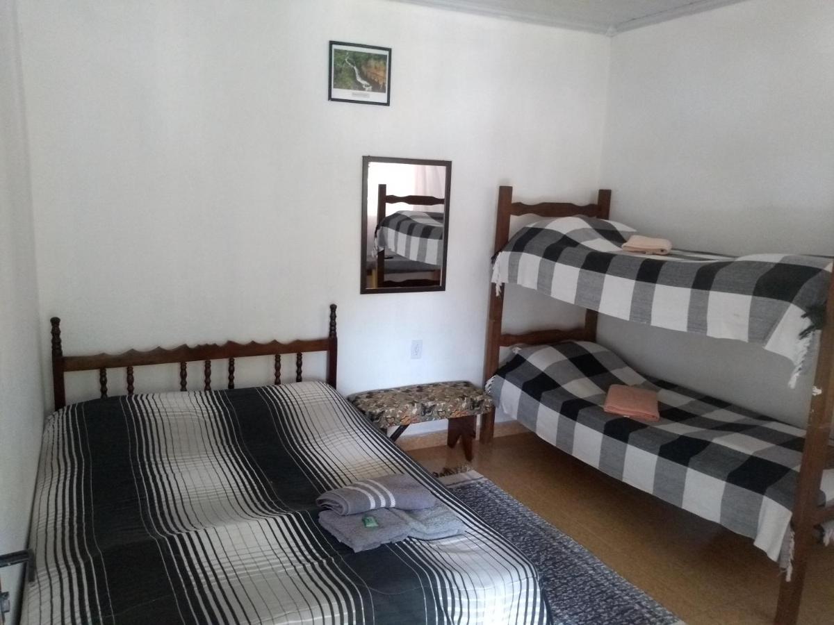 Pousada Hospedaria Santa Clara Santa Rita de Jacutinga Eksteriør billede